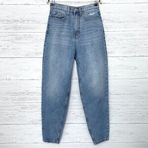 We Wore What Women's High Rise Boyfriend Jeans Taper Leg Light Wash size 25